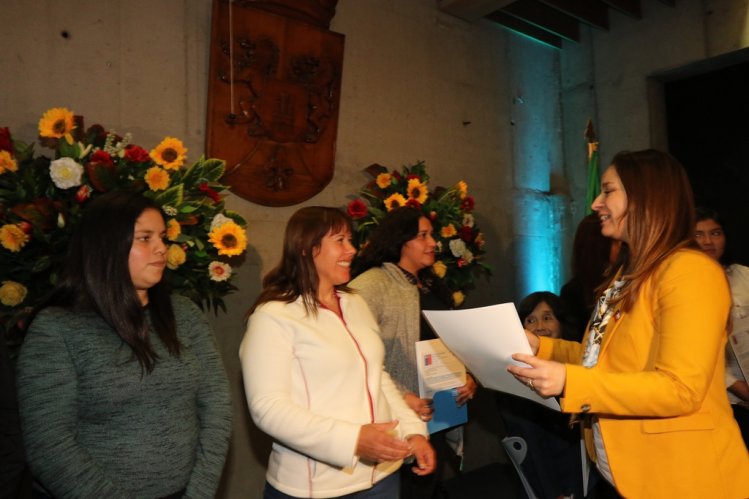 FAMILIAS DE SALAMANCA RECIBEN SUBSIDIOS PARA ADQUIRIR SU CASA PROPIA