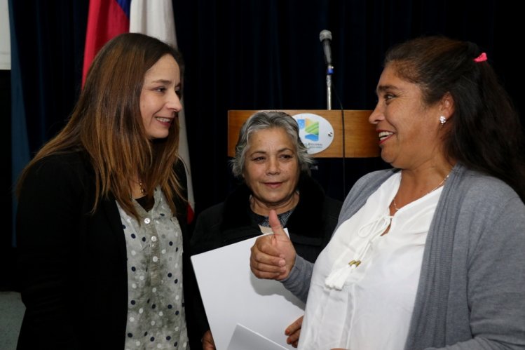 FAMILIAS DE LA SERENA Y COQUIMBO RECIBEN SUBSIDIOS PARA ADQUIRIR SU CASA PROPIA