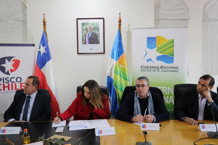 GOBIERNO Y PRODUCTORES DE PISCO FORTALECEN TRABAJO CONJUNTO PARA APOYAR LA DEFENSA DE LA DENOMINACIÓN DE ORIGEN