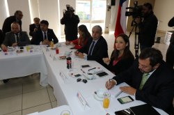 INTENDENTA LUCÍA PINTO ENCABEZÓ NUEVO GABINETE REGIONAL EN PROVINCIAS