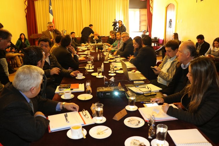 MUNICIPIO DE LA SERENA EXPONE CIFRAS DEL FONDO COMÚN MUNICIPAL A INTENDENTA Y PARLAMENTARIOS DE LA REGIÓN DE COQUIMBO