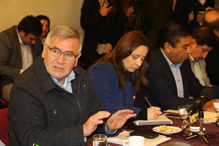 MUNICIPIO DE LA SERENA EXPONE CIFRAS DEL FONDO COMÚN MUNICIPAL A INTENDENTA Y PARLAMENTARIOS DE LA REGIÓN DE COQUIMBO