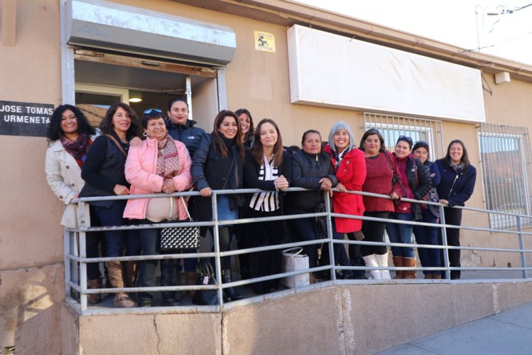 GOBIERNO ACOGE LAS PRINCIPALES INQUIETUDES DE VECINOS DE ANDACOLLO EN DIÁLOGO CIUDADANO