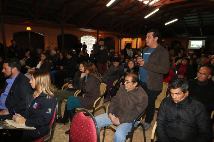 GOBIERNO ACOGE LAS PRINCIPALES INQUIETUDES DE VECINOS DE ANDACOLLO EN DIÁLOGO CIUDADANO