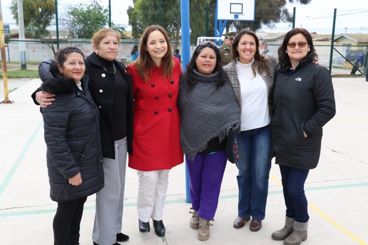 MUNICIPIO Y GOBIERNO INAUGURAN REMODELADA PLAZA DE LA JUVENTUD