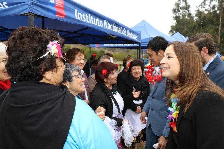 CERCA DE 500 ADULTOS MAYORES Y MUJERES DISFRUTARON DE FIESTA COSTUMBRISTA EN CENDYR