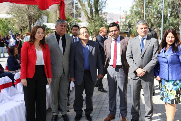 EQUIPO DE GOBIERNO IMPONE SELLO DE TERRENO Y DESCENTRALIZACIÓN EN FIESTAS PATRIAS