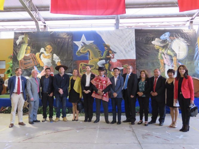 EQUIPO DE GOBIERNO IMPONE SELLO DE TERRENO Y DESCENTRALIZACIÓN EN FIESTAS PATRIAS