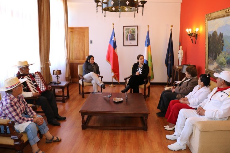 INTENDENTA LUCÍA PINTO RECIBE A GANADORES DE IMPORTANTE CONCURSO DE TALENTOS DE LA SERENA