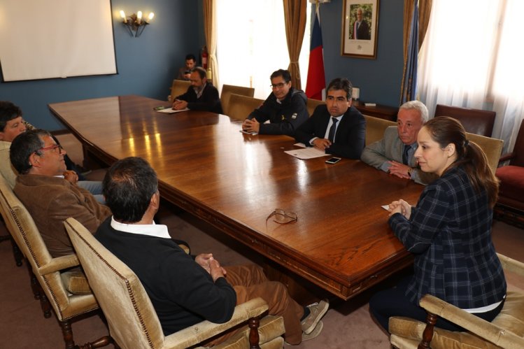 PESCADORES ARTESANALES DE TONGOY RECIBEN APOYO DEL GOBIERNO PARA CAPACITACIÓN Y ADQUISICIÓN DE INSUMOS