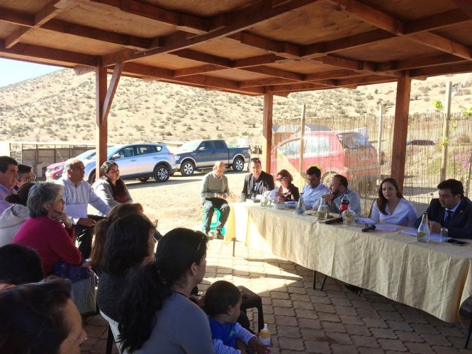 INTENDENTA SE REÚNE CON JUNTAS DE VECINOS DE LA RURALIDAD DE LA SERENA