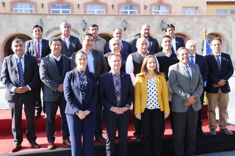 ALCALDES DE LAS 15 COMUNAS DE LA REGIÓN DESTACAN EL TRABAJO COLABORATIVO IMPULSADO POR EL GOBIERNO