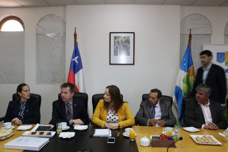 ALCALDES DE LAS 15 COMUNAS DE LA REGIÓN DESTACAN EL TRABAJO COLABORATIVO IMPULSADO POR EL GOBIERNO