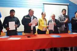 GOBIERNO DESTACA VOLUNTAD Y DIÁLOGO TRAS FIRMA DE ACUERDO DE VECINOS DE SALAMANCA CON EMPRESA MINERA