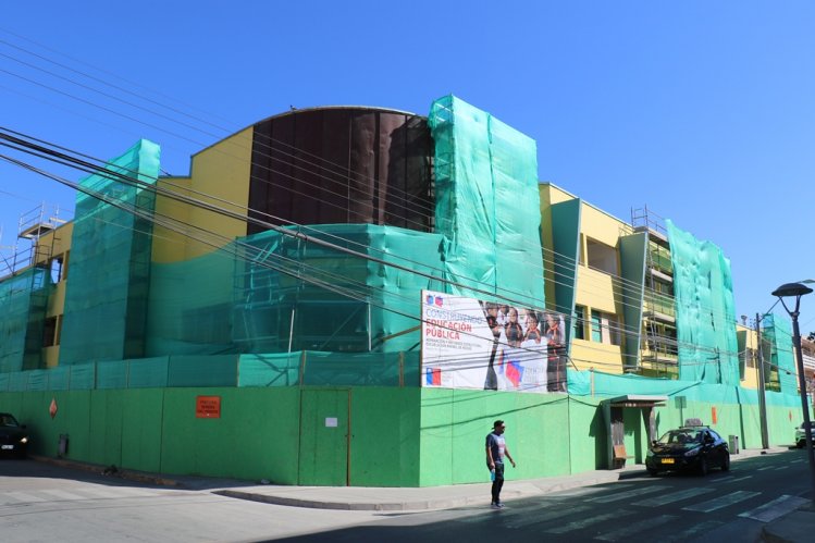 RECONSTRUCCIÓN DE ESCUELA BÁSICA DE ILLAPEL ALCANZA EL 20%