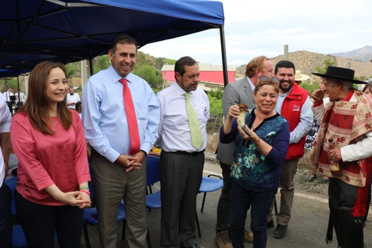 GOBIERNO REFUERZA SU COMPROMISO POR UNA MAYOR CONECTIVIDAD DE LAS LOCALIDADES APARTADAS DE LA REGIÓN