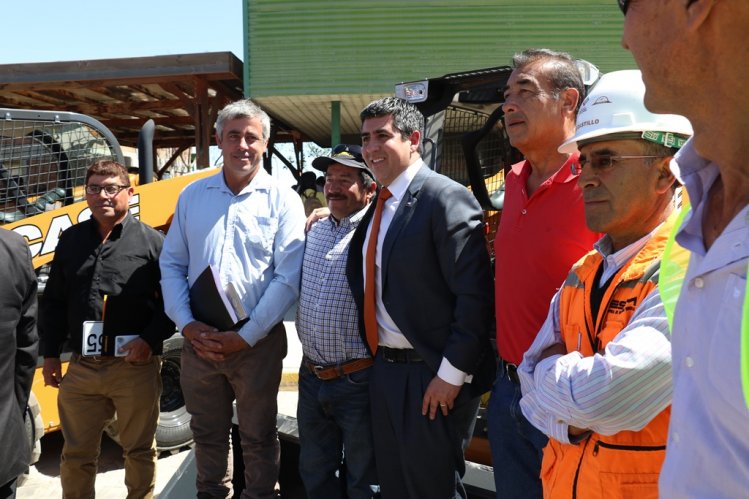 PEQUEÑOS MINEROS DE LA REGIÓN DE COQUIMBO RECIBEN APOYO PRODUCTIVO E IMPLEMENTOS DE SEGURIDAD
