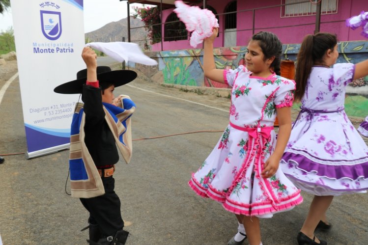 GOBIERNO REFUERZA SU COMPROMISO POR UNA MAYOR CONECTIVIDAD DE LAS LOCALIDADES APARTADAS DE LA REGIÓN