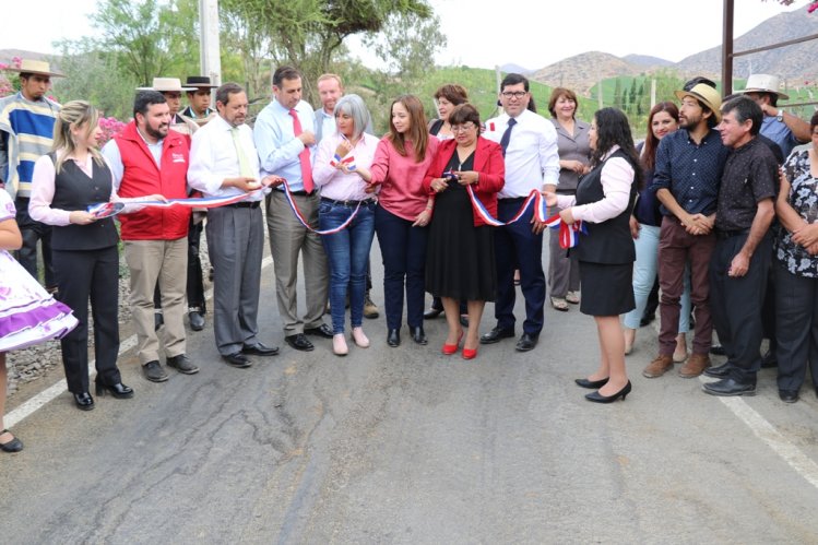 GOBIERNO REFUERZA SU COMPROMISO POR UNA MAYOR CONECTIVIDAD DE LAS LOCALIDADES APARTADAS DE LA REGIÓN