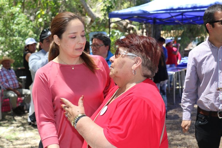 MÁS DE 150 ADULTOS MAYORES CERRARON SU MES DE CELEBRACIONES CON ALMUERZO Y FIESTA EN LA HIGUERA