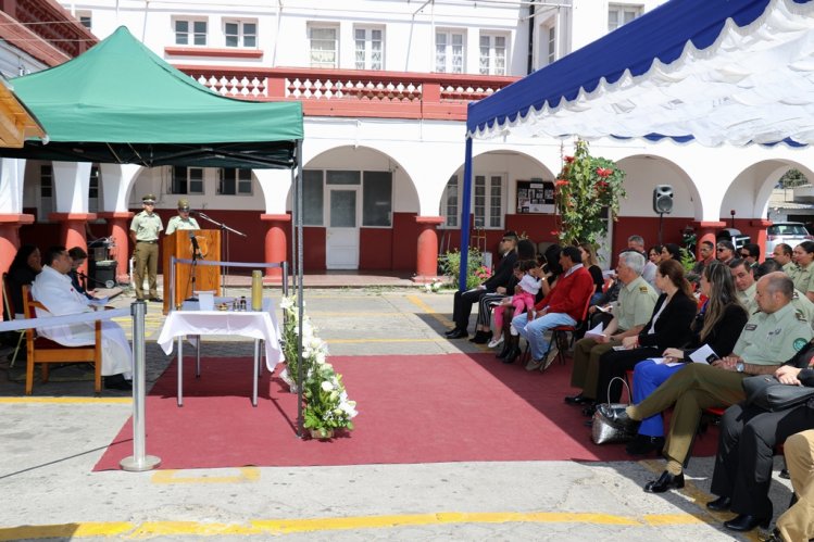 RECUERDAN MEMORIA DE CARABINEROS FALLECIDOS EN ACTO DE SERVICIO