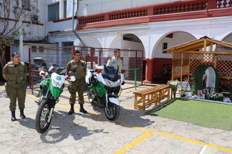 RECUERDAN MEMORIA DE CARABINEROS FALLECIDOS EN ACTO DE SERVICIO