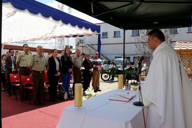 RECUERDAN MEMORIA DE CARABINEROS FALLECIDOS EN ACTO DE SERVICIO