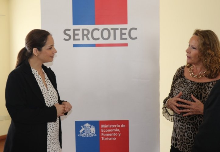 SEMINARIO DE EMPRENDIMIENTO MOTIVÓ A MÁS DE 360 MUJERES EN LA REGIÓN DE COQUIMBO