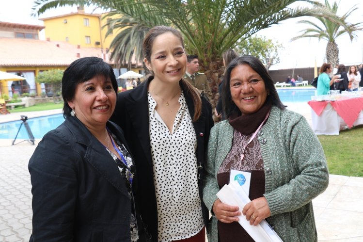 SEMINARIO DE EMPRENDIMIENTO MOTIVÓ A MÁS DE 360 MUJERES EN LA REGIÓN DE COQUIMBO