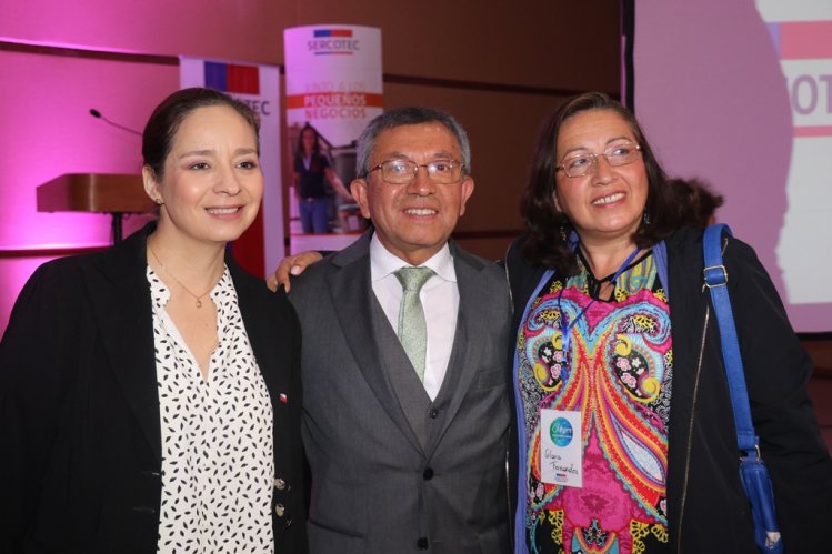 SEMINARIO DE EMPRENDIMIENTO MOTIVÓ A MÁS DE 360 MUJERES EN LA REGIÓN DE COQUIMBO