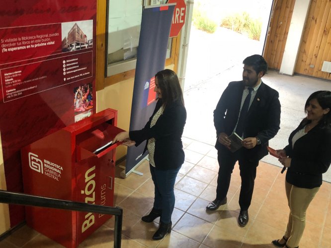 GOBIERNO INAUGURA PRIMER PUNTO DE DEVOLUCIÓN DE LIBROS DE LA REGIÓN EN COMPLEJO ADUANERO JUNTAS DEL TORO