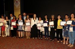 GOBIERNO CERTIFICÓ A 130 EMPRENDEDORES DE LA PROVINCIA DE LIMARÍ EN DIVERSOS RUBROS