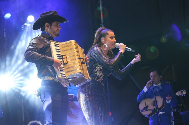 MÁS DE 8 MIL PERSONAS REUNIÓ EL CONCIERTO DE MARÍA JOSÉ QUINTANILLA ORGANIZADO POR EL GOBIERNO POR EL DÍA INTERNACIONAL DE LA MUJER