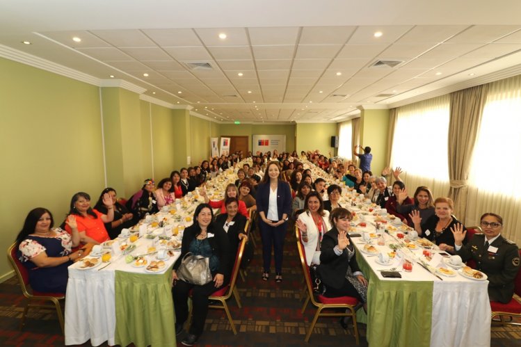 CIEN MUJERES DE LA REGIÓN PROTAGONIZAN CONMEMORACIÓN POR EL DÍA INTERNACIONAL DE LA MUJER