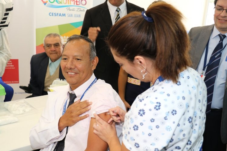MÁS DE 275 MIL PERSONAS SERÁN VACUNADOS CONTRA LA INFLUENZA EN LA REGIÓN