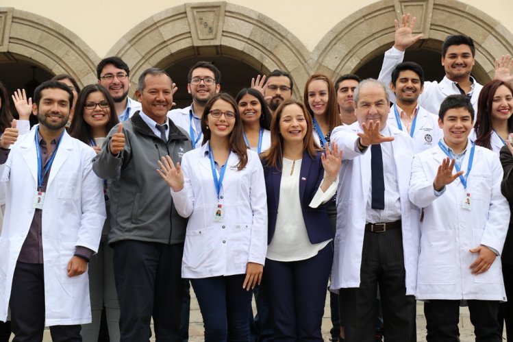NUEVOS MÉDICOS Y ODONTÓLOGOS SE INCORPORARÁN A LA RED ASISTENCIAL DE LA REGIÓN DE COQUIMBO