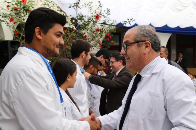 NUEVOS MÉDICOS Y ODONTÓLOGOS SE INCORPORARÁN A LA RED ASISTENCIAL DE LA REGIÓN DE COQUIMBO