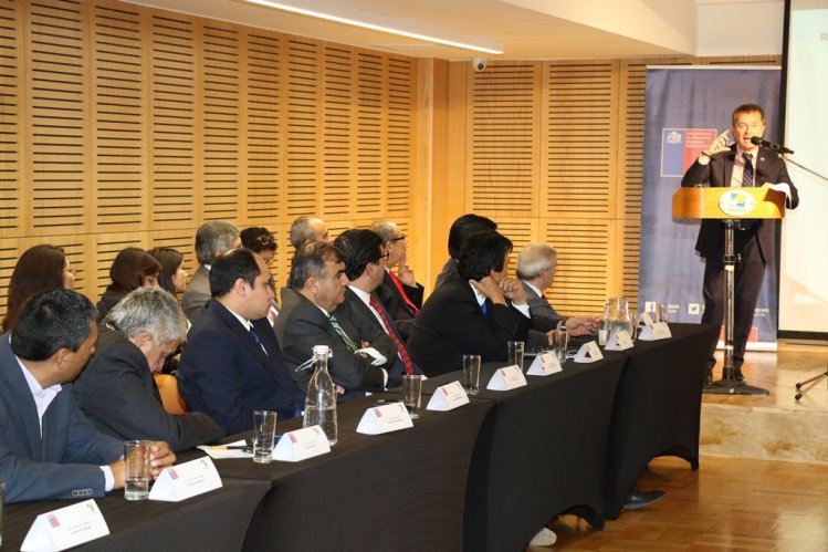 GOBIERNO Y MUNICIPIOS ABORDAN EN CONJUNTO LOS DESAFÍOS DE LA DESCENTRALIZACIÓN