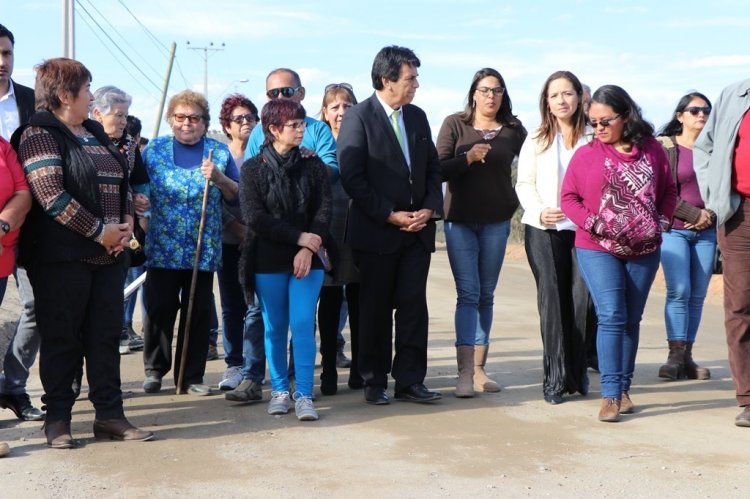 GOBIERNO REGIONAL FINANCIARÁ OBRAS DE PAVIMENTACIÓN Y RECUPERACIÓN DE ESPACIOS PÚBLICOS EN ILLAPEL