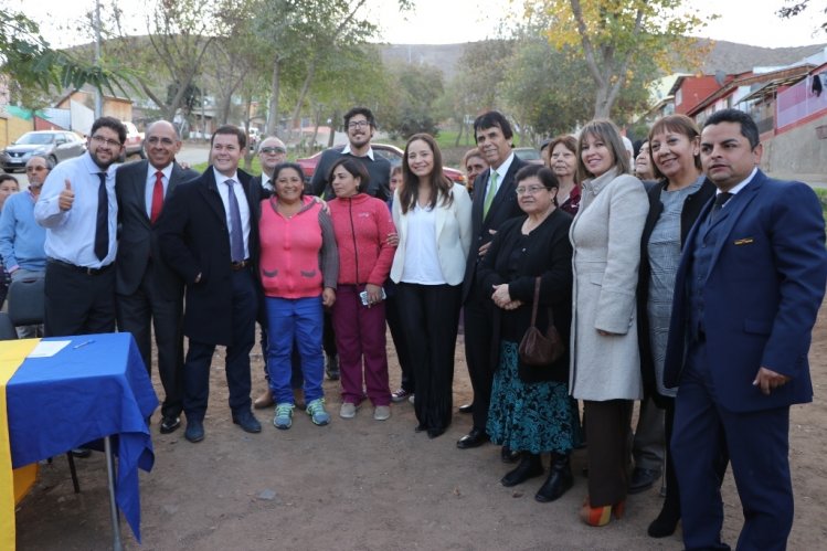 GOBIERNO REGIONAL FINANCIARÁ OBRAS DE PAVIMENTACIÓN Y RECUPERACIÓN DE ESPACIOS PÚBLICOS EN ILLAPEL