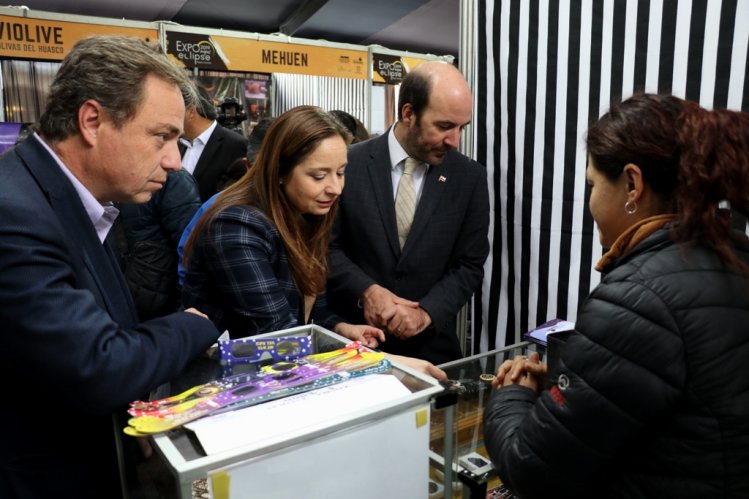 EMPRENDEDORES REGIONALES MANIFIESTAN BUENAS EXPECTATIVAS COMERCIALES ANTE EL ECLIPSE DE SOL