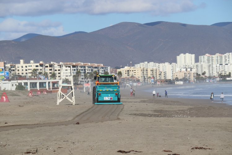 BORDE COSTERO DE LA SERENA RECIBE MODERNA MAQUINARIA PARA EJECUTAR LABORES DE LIMPIEZA