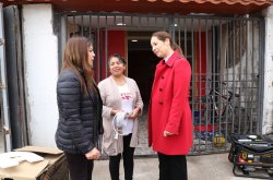 GOBIERNO ENTREGA APOYO A JEFA DE HOGAR PARA QUE PUEDA CUIDAR A SU HIJA EN BUENAS CONDICIONES