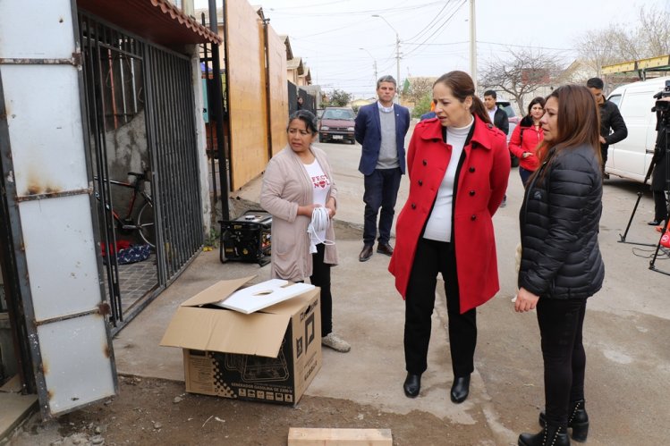 GOBIERNO ENTREGA APOYO A JEFA DE HOGAR PARA QUE PUEDA CUIDAR A SU HIJA EN BUENAS CONDICIONES