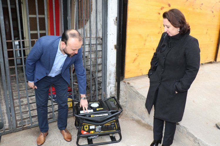 GOBIERNO ENTREGA APOYO A JEFA DE HOGAR PARA QUE PUEDA CUIDAR A SU HIJA EN BUENAS CONDICIONES