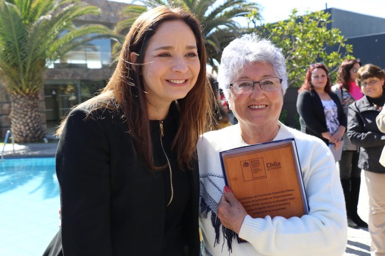 DIRIGENTES SOCIALES DE LA REGIÓN DE COQUIMBO FUERON RECONOCIDOS POR SU IMPORTANTE ROL EN EL DESARROLLO LOCAL