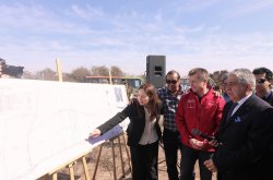 GOBIERNO APOYA A 240 FAMILIAS DE EX SOLDADOS CONSCRIPTOS DE OVALLE A CUMPLIR SU SUEÑO DE LA CASA PROPIA