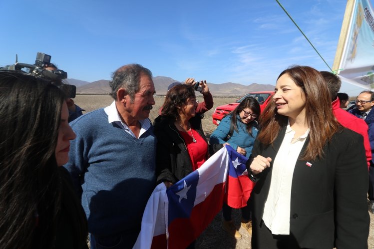 GOBIERNO APOYA A 240 FAMILIAS DE EX SOLDADOS CONSCRIPTOS DE OVALLE A CUMPLIR SU SUEÑO DE LA CASA PROPIA