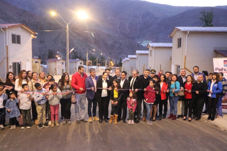 FAMILIAS DE PAIHUANO RECIBEN SUS VIVIENDAS TRAS CASI 20 AÑOS DE ESPERA