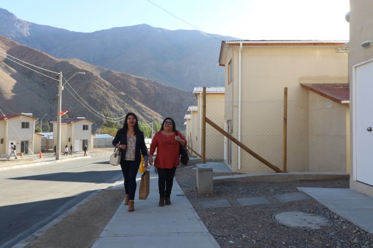 FAMILIAS DE PAIHUANO RECIBEN SUS VIVIENDAS TRAS CASI 20 AÑOS DE ESPERA